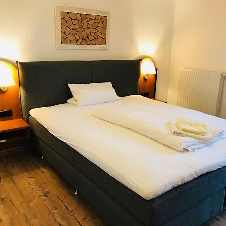 Landhotel Und Gasthof Hirsch Huettenreute Hosskirch Ngoại thất bức ảnh