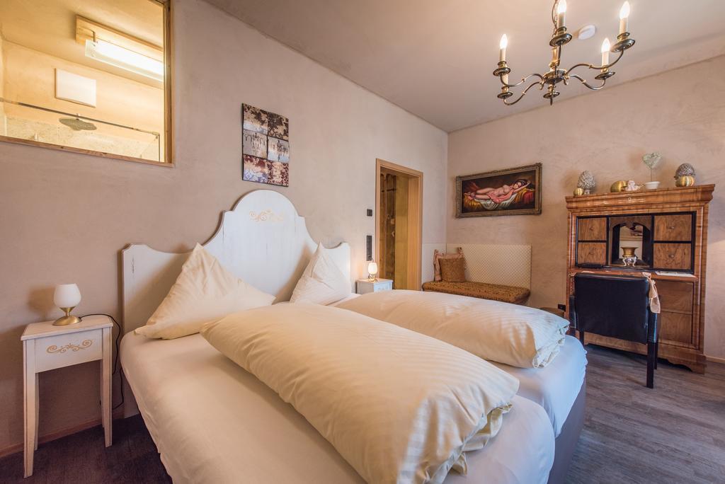 Landhotel Und Gasthof Hirsch Huettenreute Hosskirch Ngoại thất bức ảnh